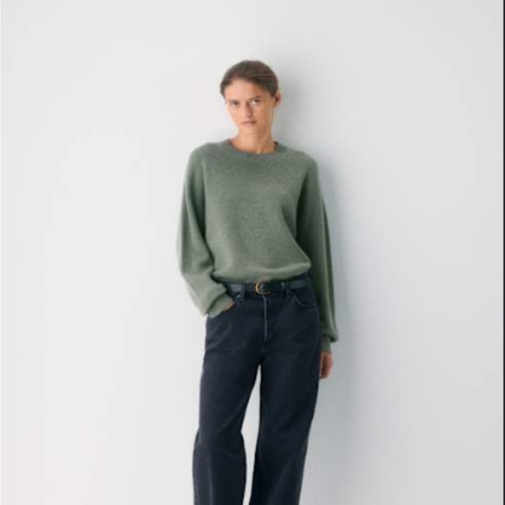 Aritzia Sage Green Sweater - Picture 3 of 3